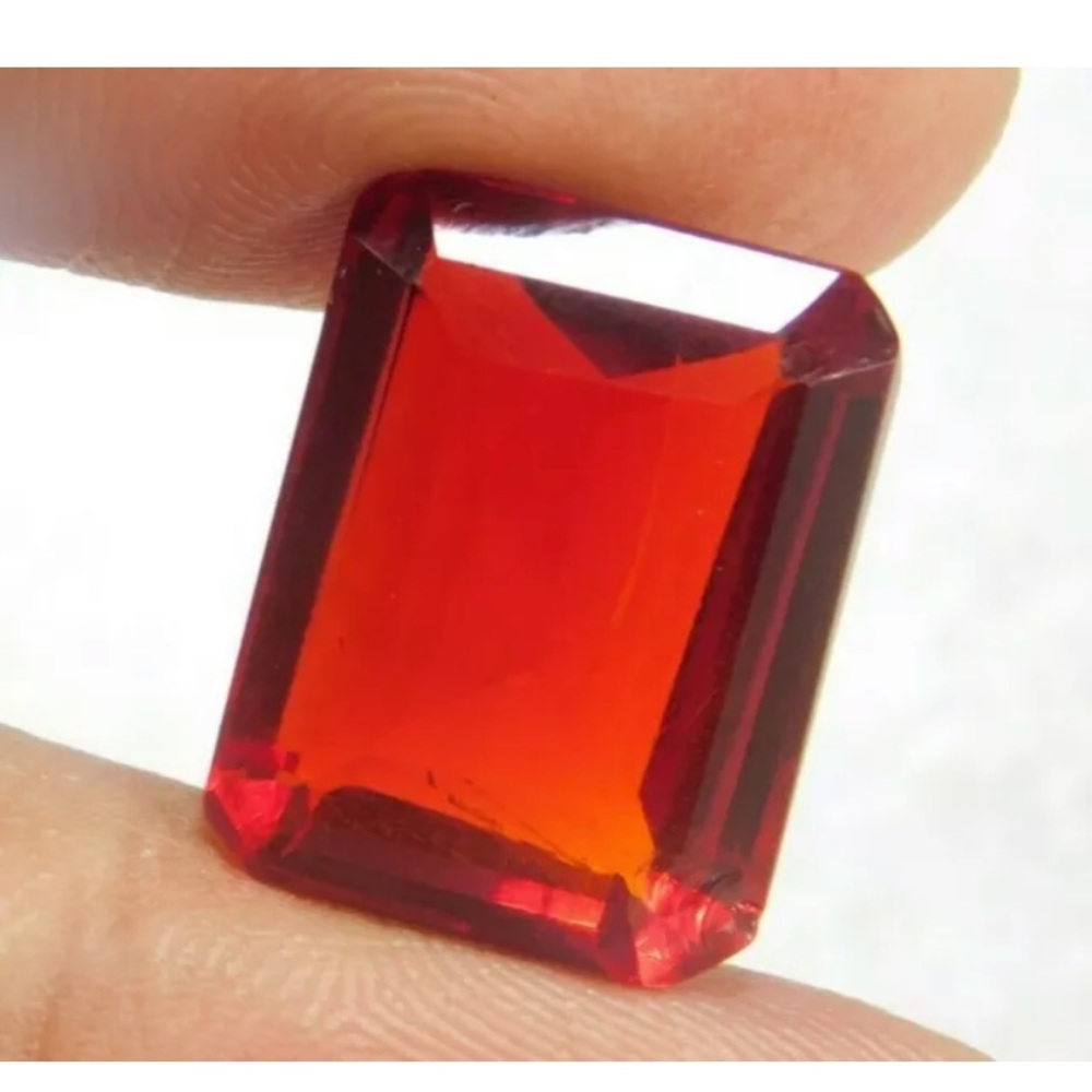 Red Tourmaline 14cts rids negative thoughts